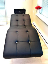 Load image into Gallery viewer, Luxury Ellera Lash Bed- Please contact to order